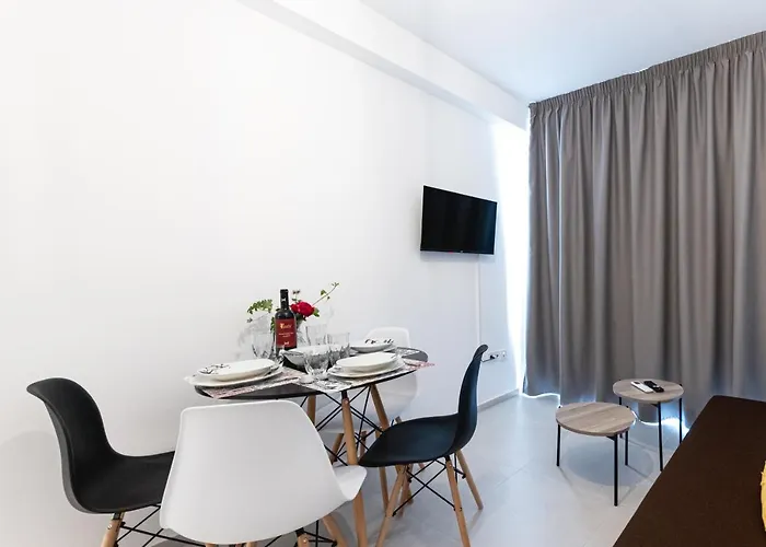 Pagani Blue - Luxury A3 公寓 *